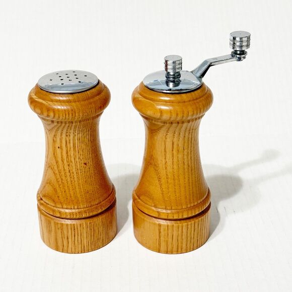 Mr. Dudley Salt Shaker & Pepper Mill Wood Shakers Grinder 5" Tall Home Decor - Picture 3 of 9
